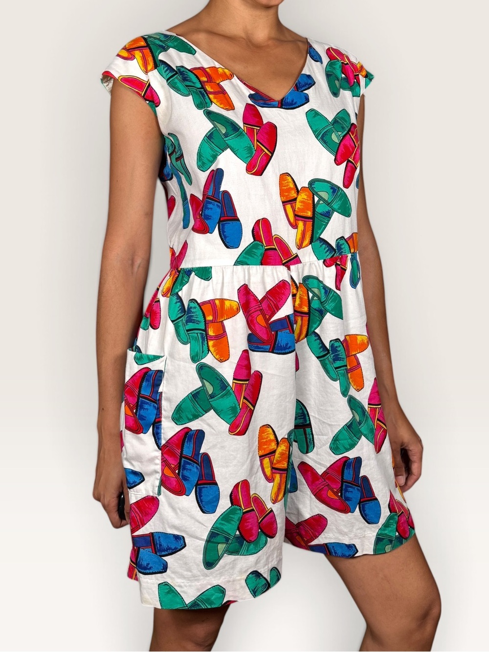Vintage Cynthia Rowley Shoe Print Romper Cotton V-Neck Multi Color Size 6